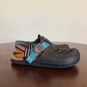 Chaco Water Shoes Size 11